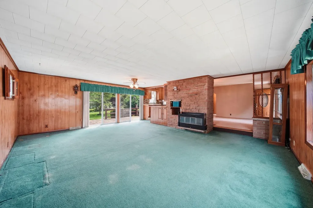 161 N State Street Leoni Township MI 49254