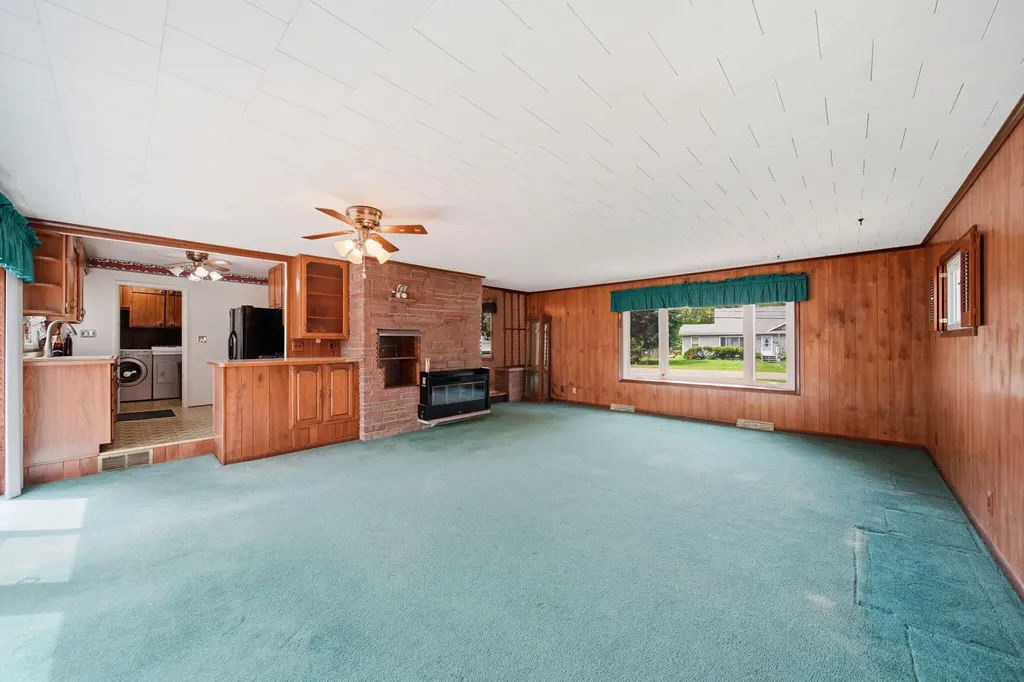 161 N State Street Leoni Township MI 49254