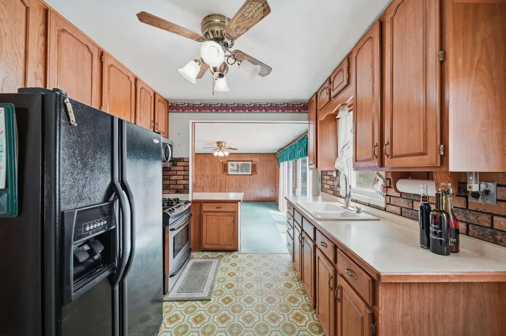 161 N State Street Leoni Township MI 49254