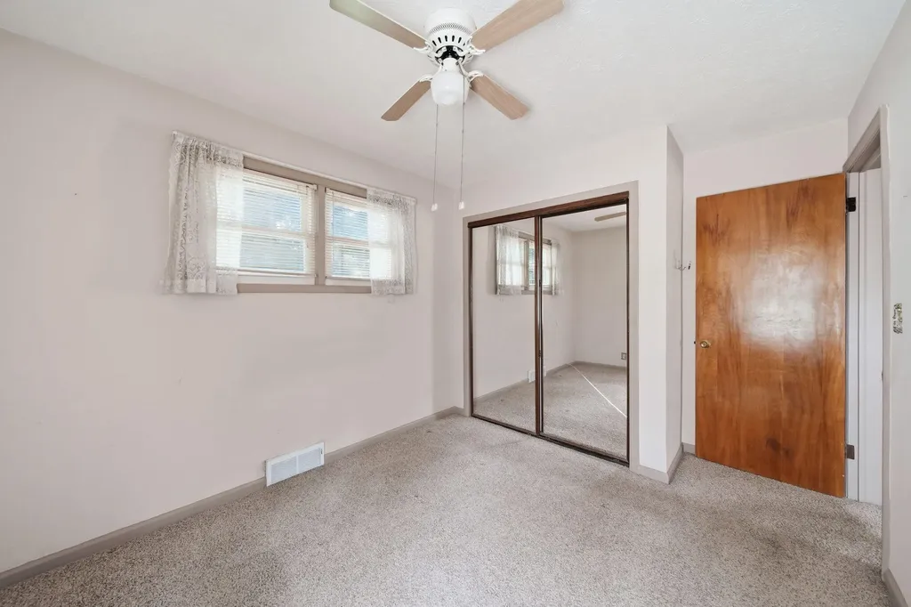 161 N State Street Leoni Township MI 49254