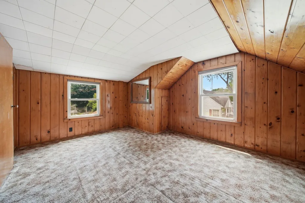 161 N State Street Leoni Township MI 49254