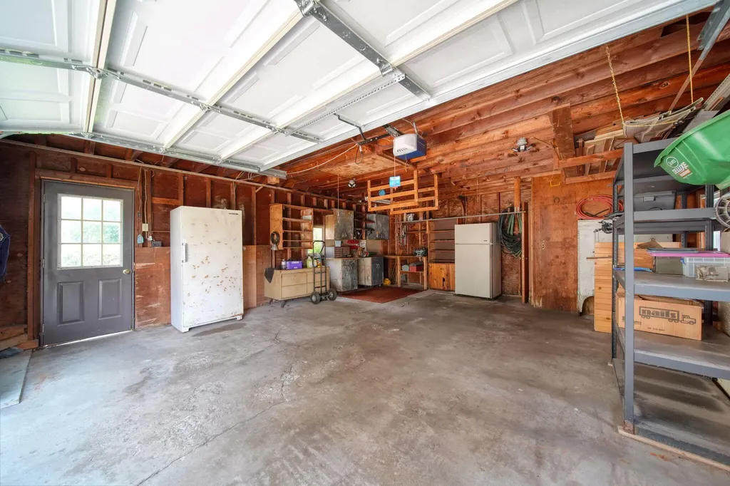 161 N State Street Leoni Township MI 49254
