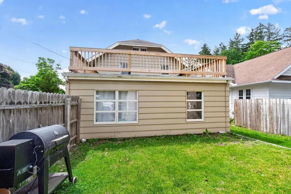 802 Oakridge Drive Jackson City MI 49203