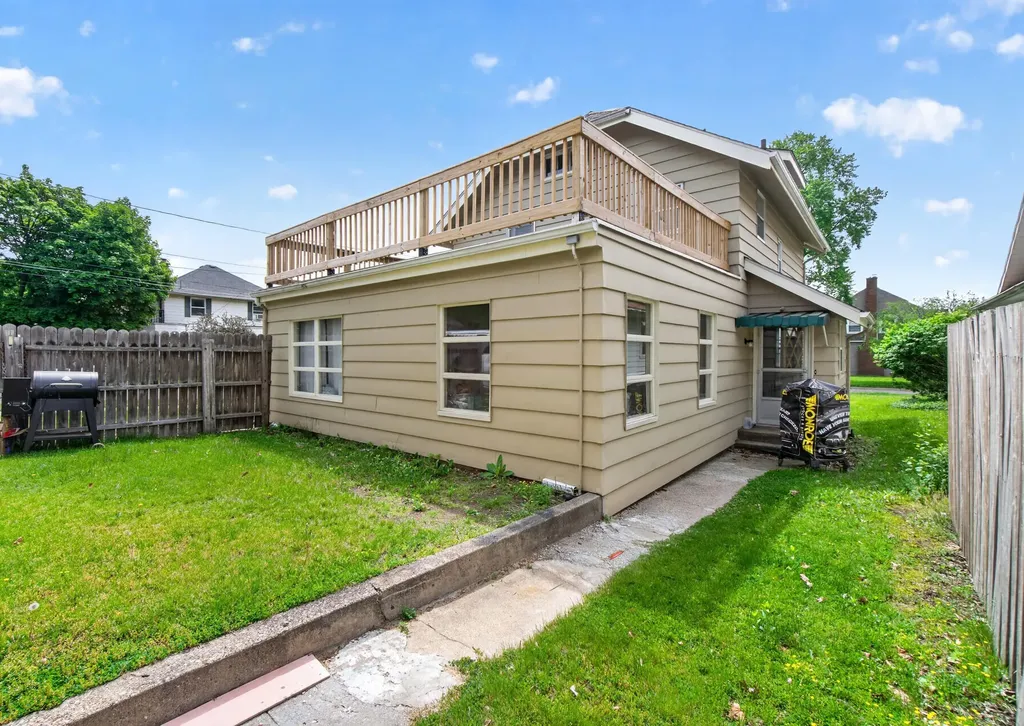 802 Oakridge Drive Jackson City MI 49203