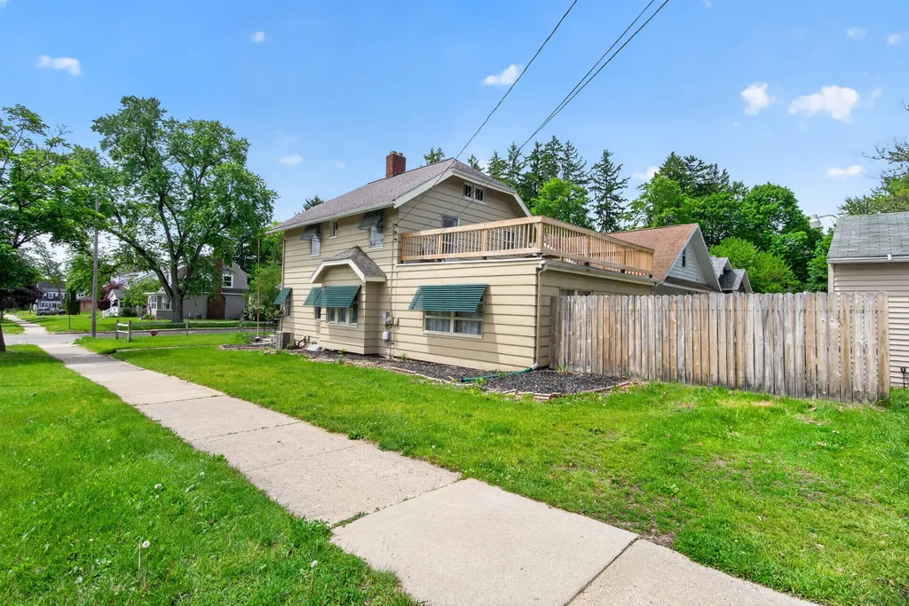 802 Oakridge Drive Jackson City MI 49203