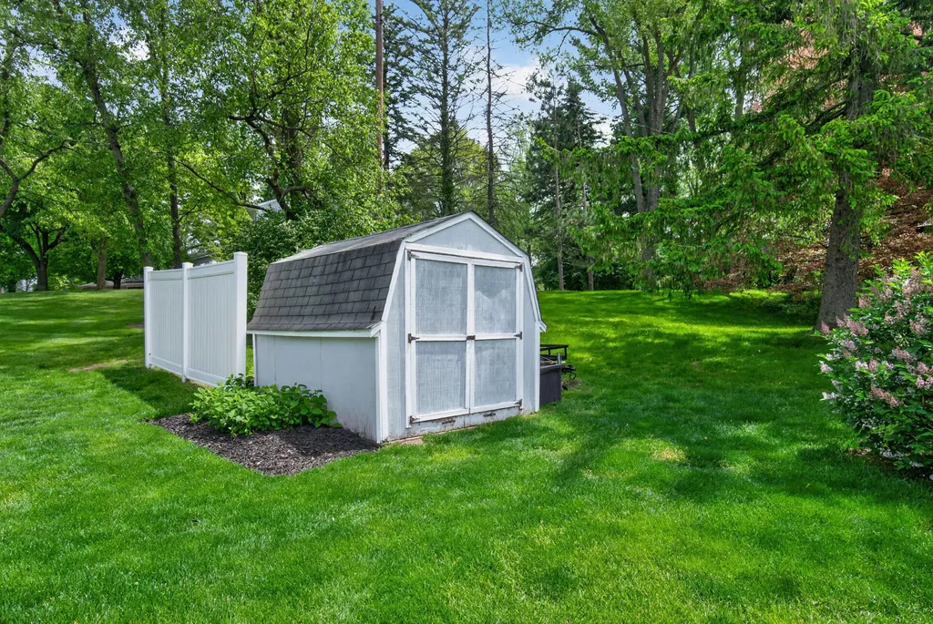 5275 Timbercrest Trail Summit Township MI 49201