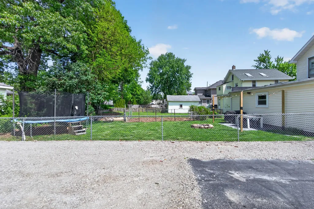 214 N Durand Street Jackson City MI 49202