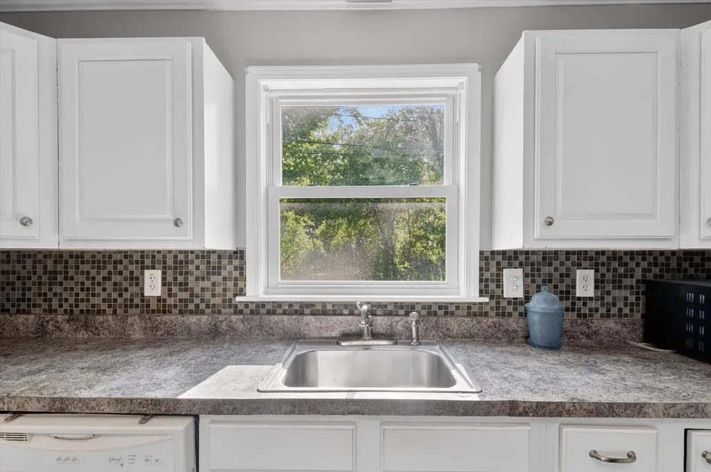 868 Woodbine Boulevard Summit Township MI 49203