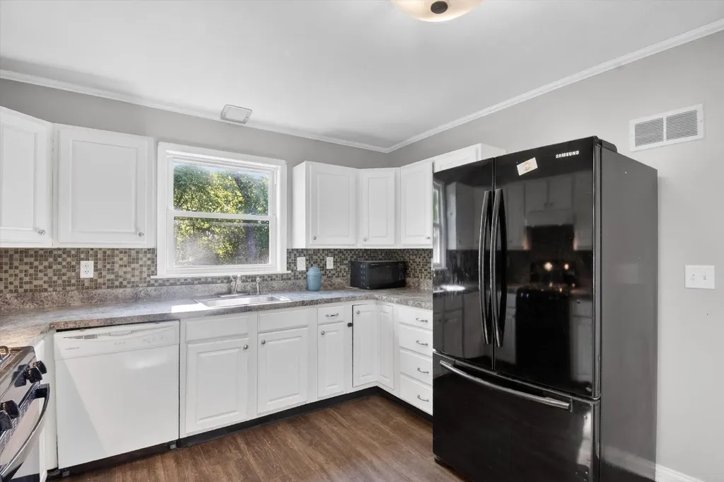 868 Woodbine Boulevard Summit Township MI 49203