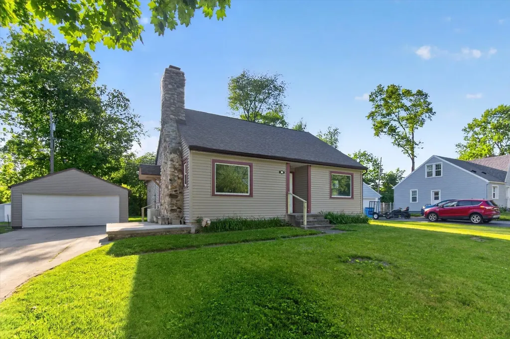 868 Woodbine Boulevard Summit Township MI 49203