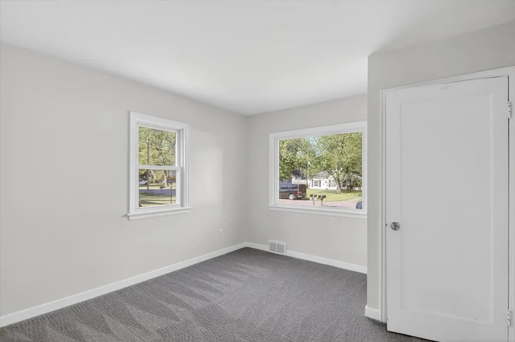 868 Woodbine Boulevard Summit Township MI 49203