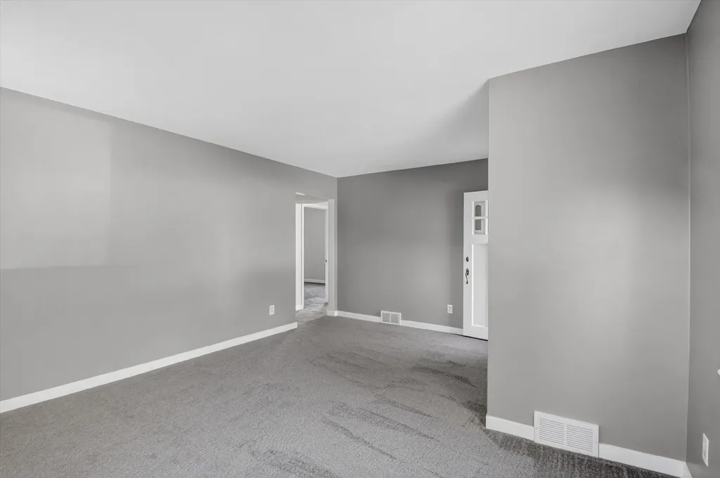 868 Woodbine Boulevard Summit Township MI 49203