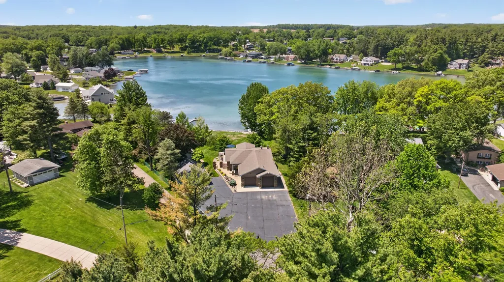 250 Steves Scenic Drive Hanover Township MI 49246