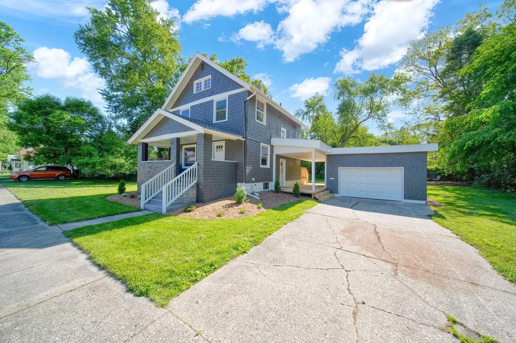 1215 Linwood Avenue Jackson City MI 49203