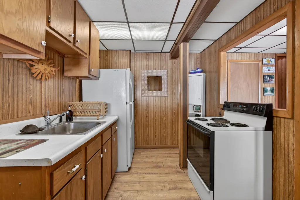 11680 Bradley Drive Somerset Township MI 49249