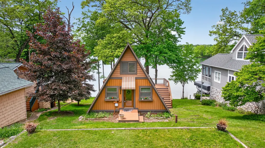 11680 Bradley Drive Somerset Township MI 49249