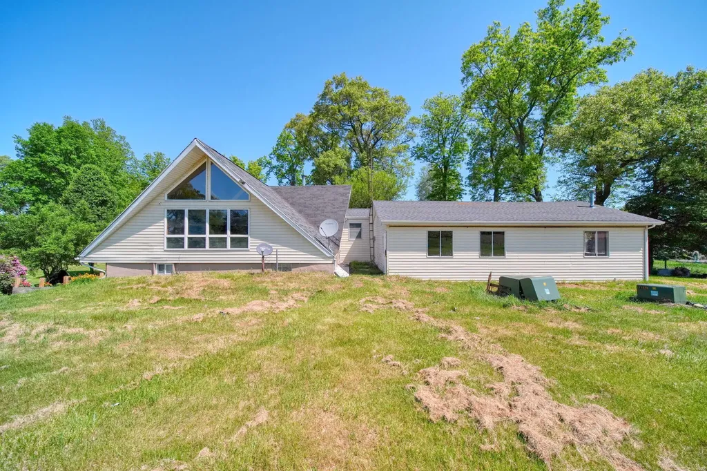 11967 Hanover Road Pulaski Township MI 49241