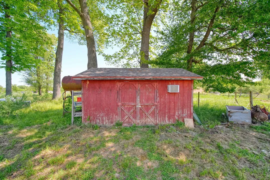 11967 Hanover Road Pulaski Township MI 49241
