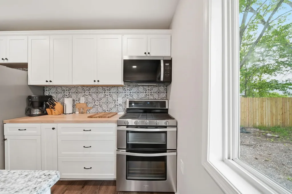105 Trumble Avenue Summit Township MI 49203