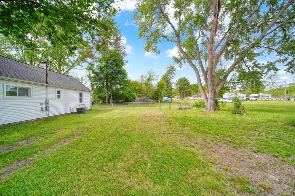 105 Trumble Avenue Summit Township MI 49203