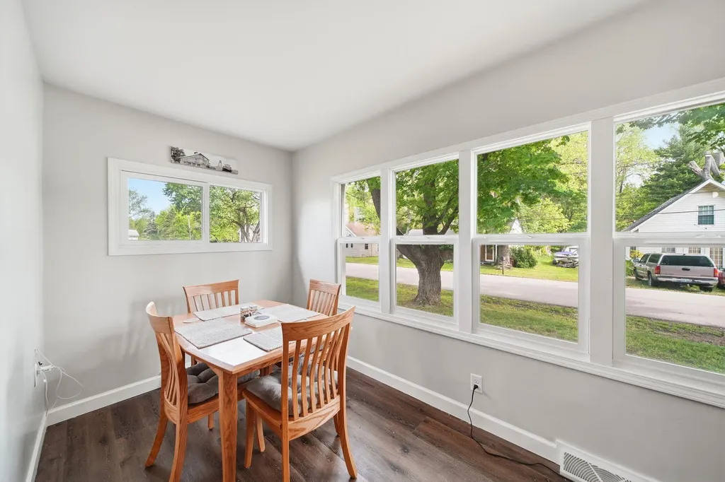 105 Trumble Avenue Summit Township MI 49203
