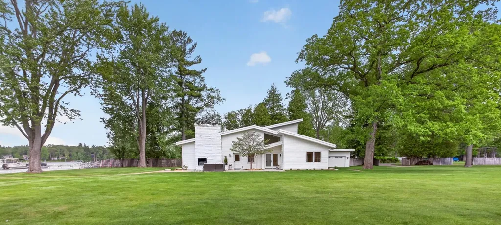 5010 Woodland Road Summit Township MI 49203