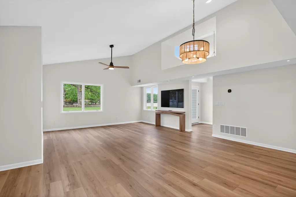 5010 Woodland Road Summit Township MI 49203