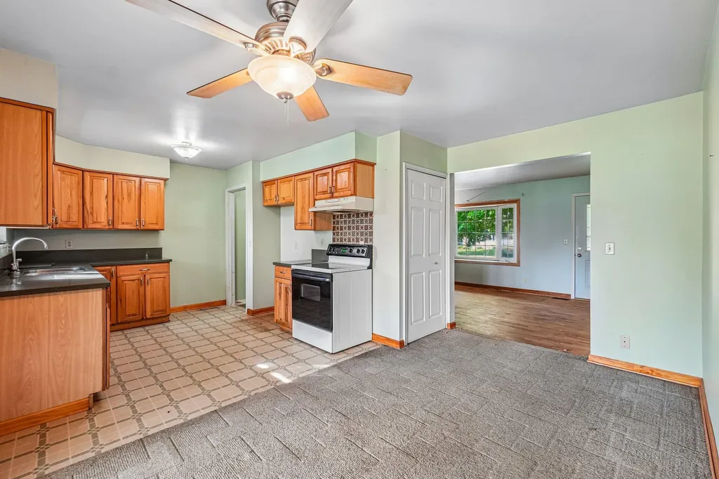 524 Winters Eave Drive Flushing City MI 48433