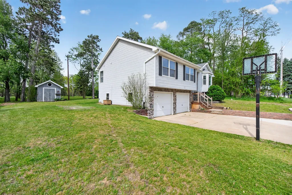 11230 Baker Road Somerset Township MI 49249