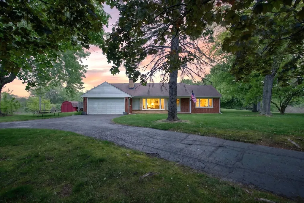 10260 Mack Island Road Grass Lake Charter Township MI 49240
