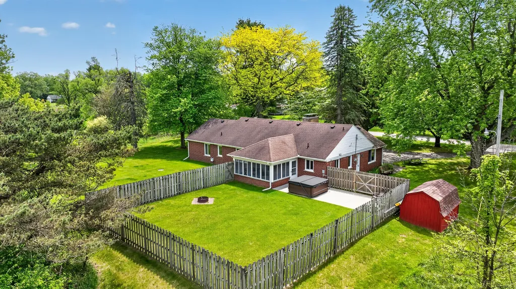10260 Mack Island Road Grass Lake Charter Township MI 49240