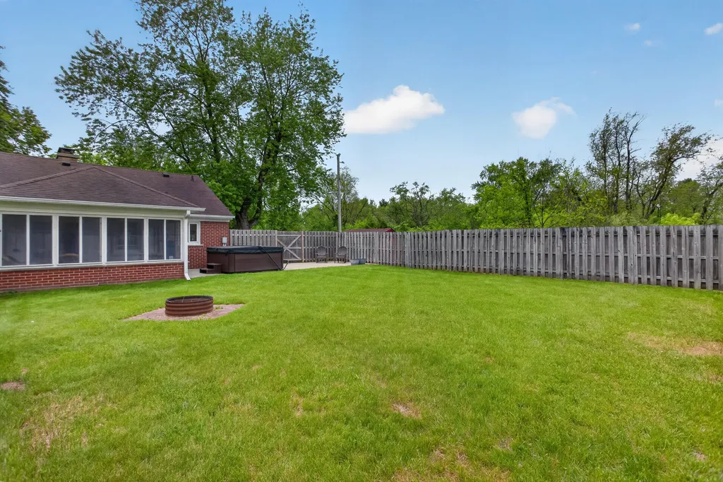 10260 Mack Island Road Grass Lake Charter Township MI 49240