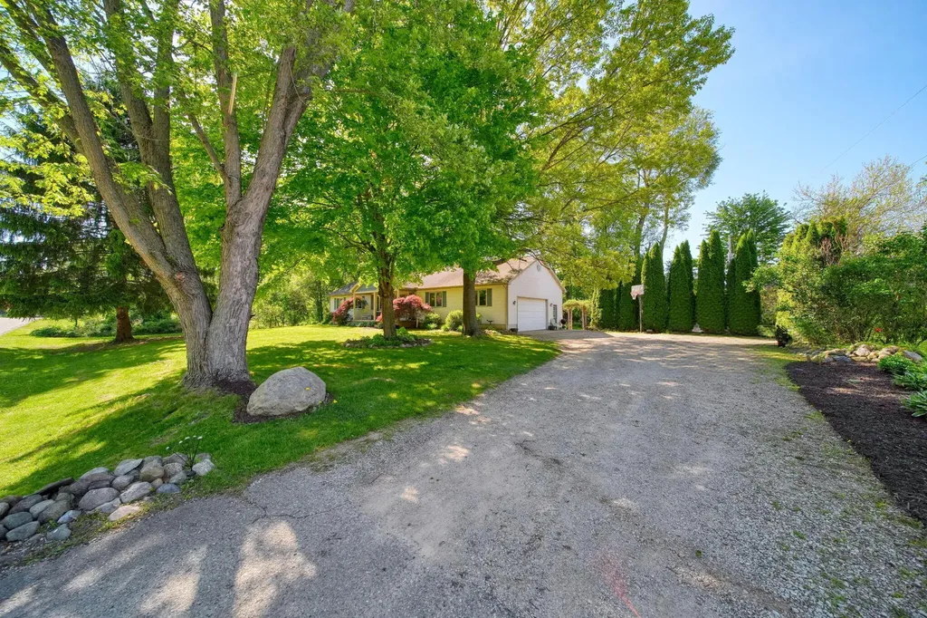 235 Keefer Street Concord Village MI 49237