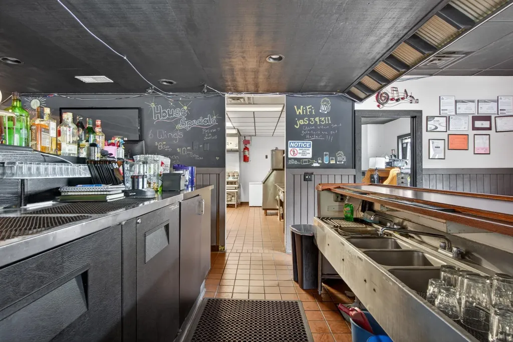 300 W North Street Jackson City MI 49202