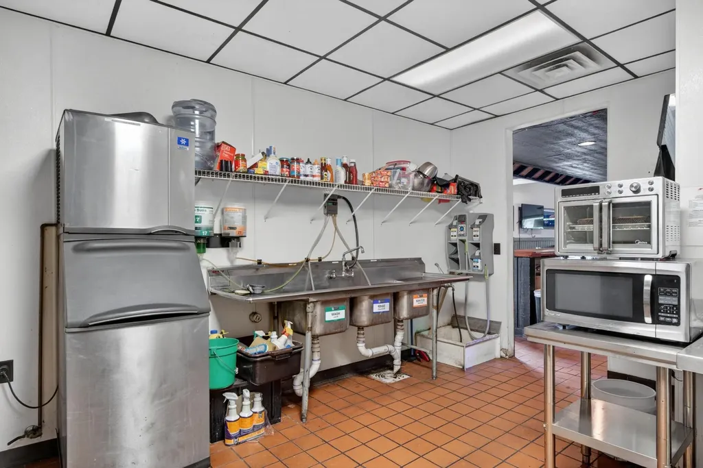 300 W North Street Jackson City MI 49202