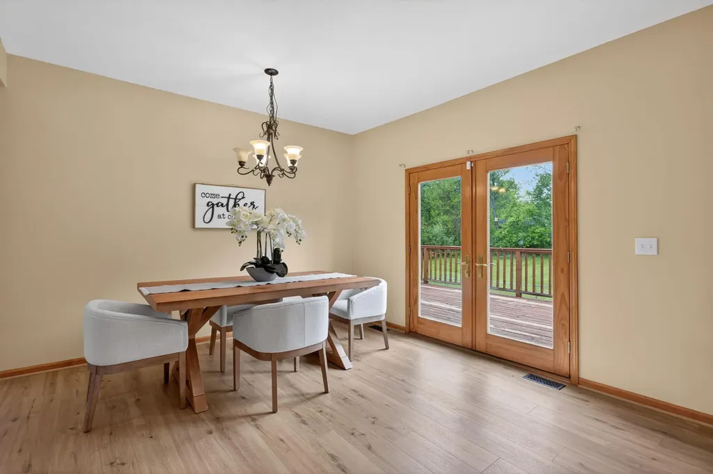 7121 Glendale Place Leoni Township MI 49201
