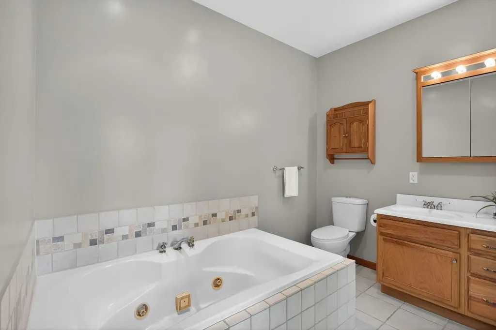 7121 Glendale Place Leoni Township MI 49201