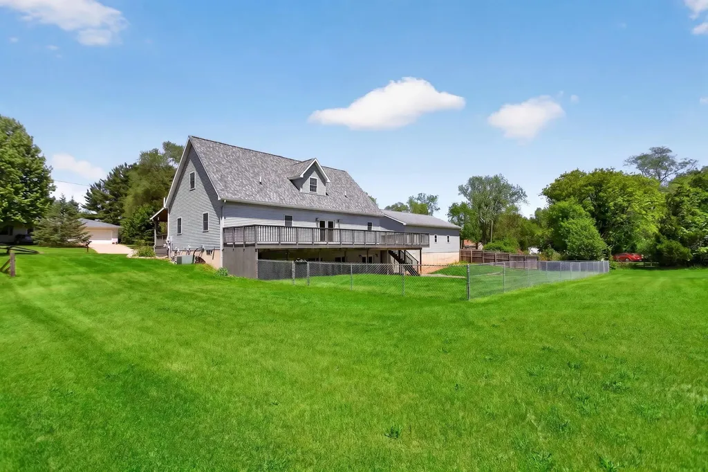 7121 Glendale Place Leoni Township MI 49201