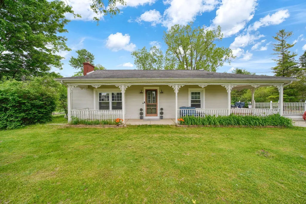 6541 Ackerson Lake Road Napoleon Township MI 49201