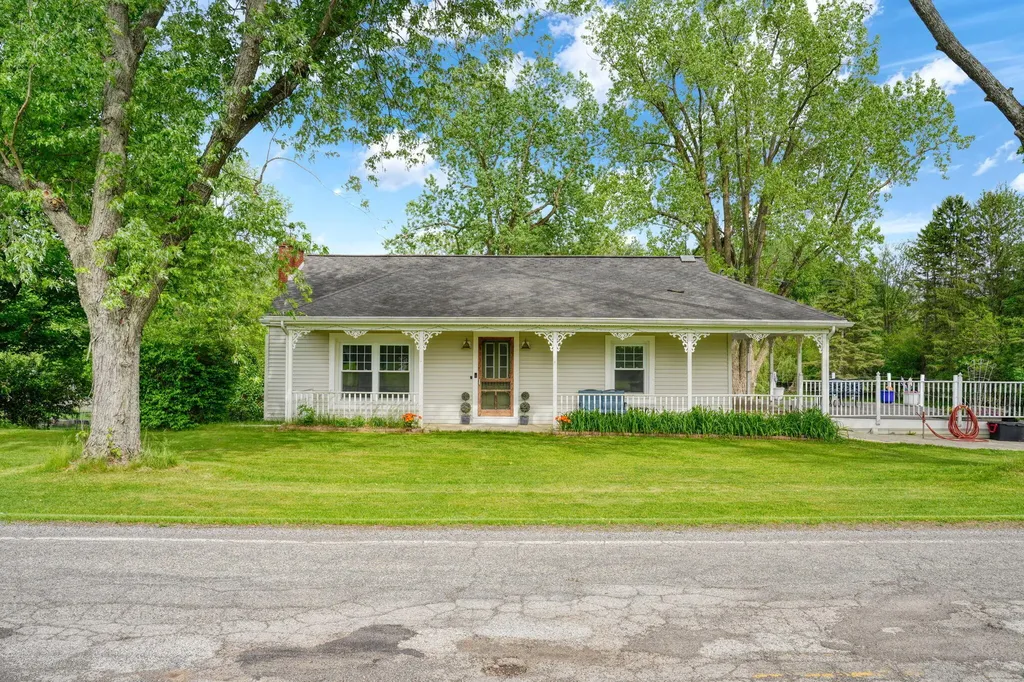 6541 Ackerson Lake Road Napoleon Township MI 49201