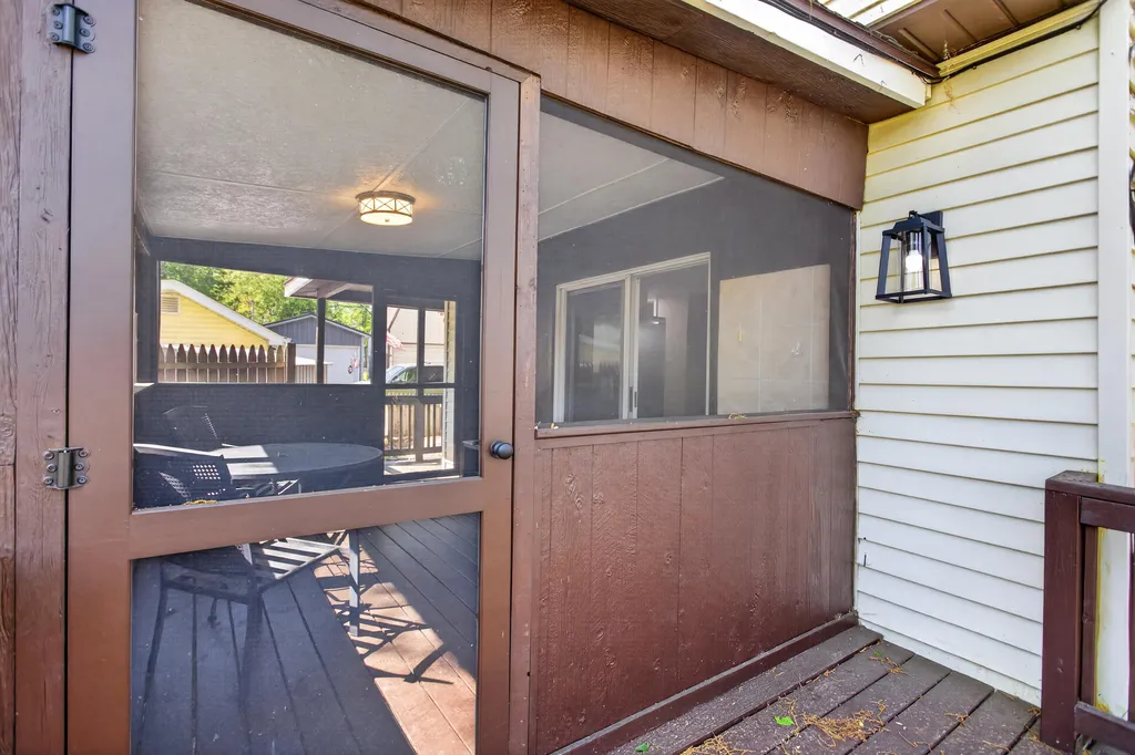 1651 Tennis Court Henrietta Township MI 49272