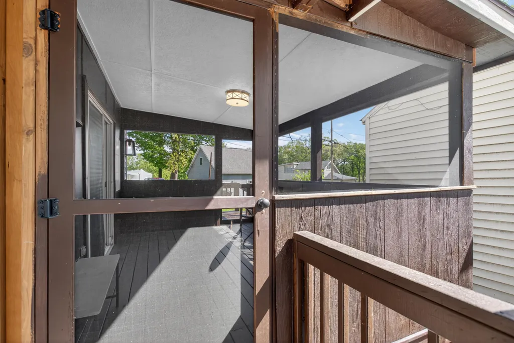 1651 Tennis Court Henrietta Township MI 49272