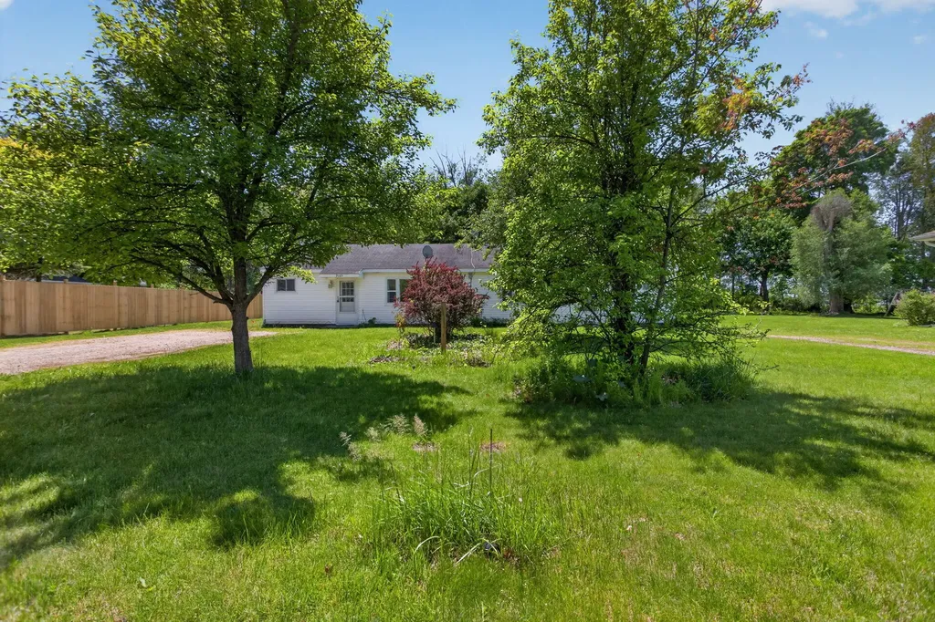 9163-9165 Cady Road Napoleon Township MI 49201