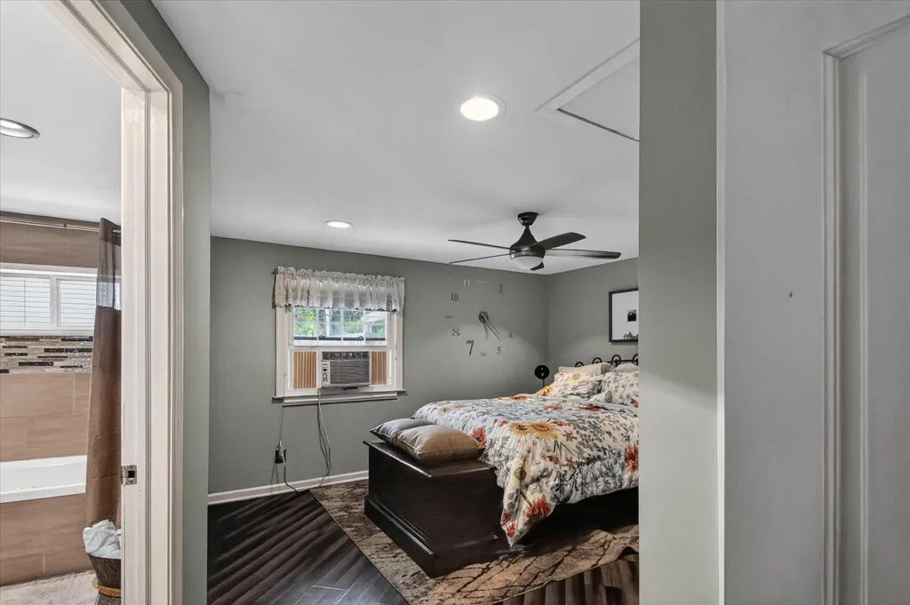 9489 Hyde Road Columbia Township MI 49234