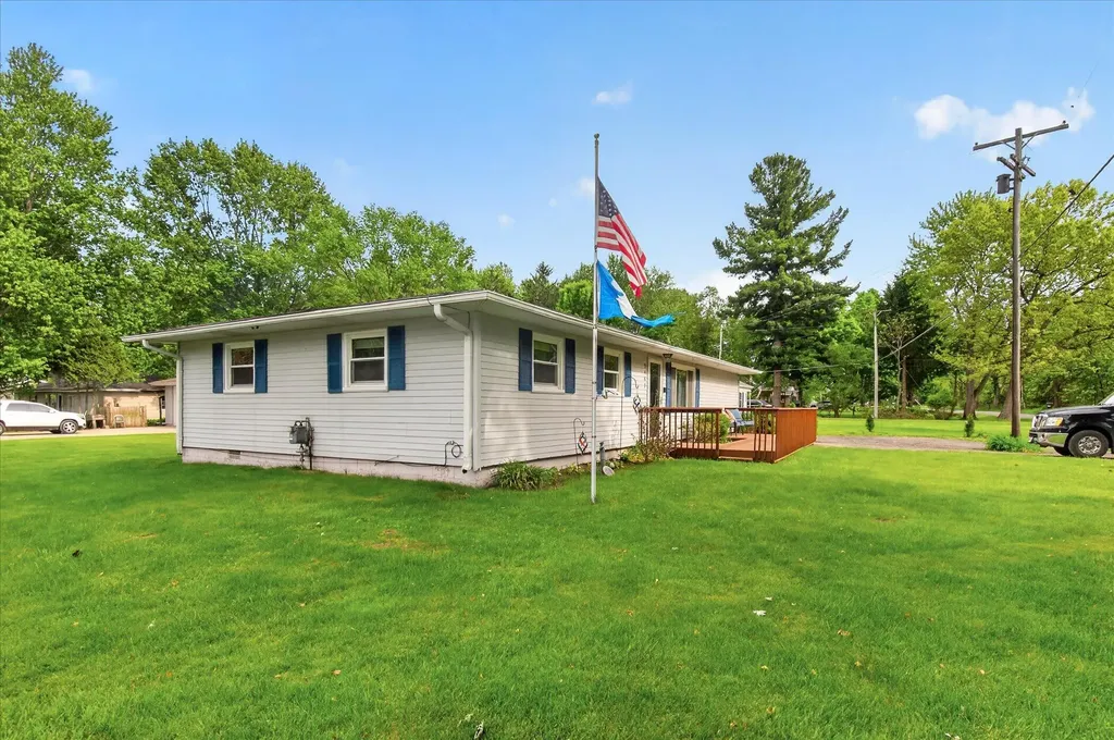 9489 Hyde Road Columbia Township MI 49234
