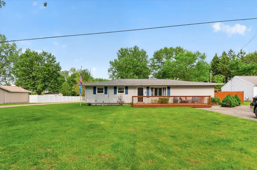 9489 Hyde Road Columbia Township MI 49234