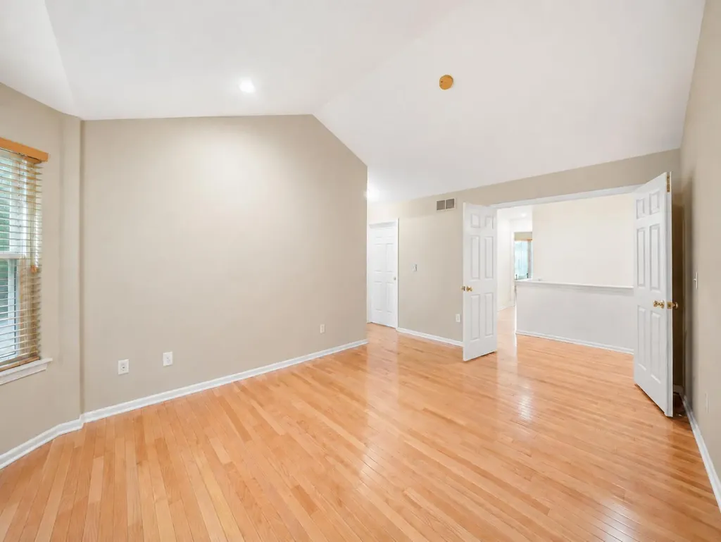 712 Glen Oak Drive Unknown City MI 48158