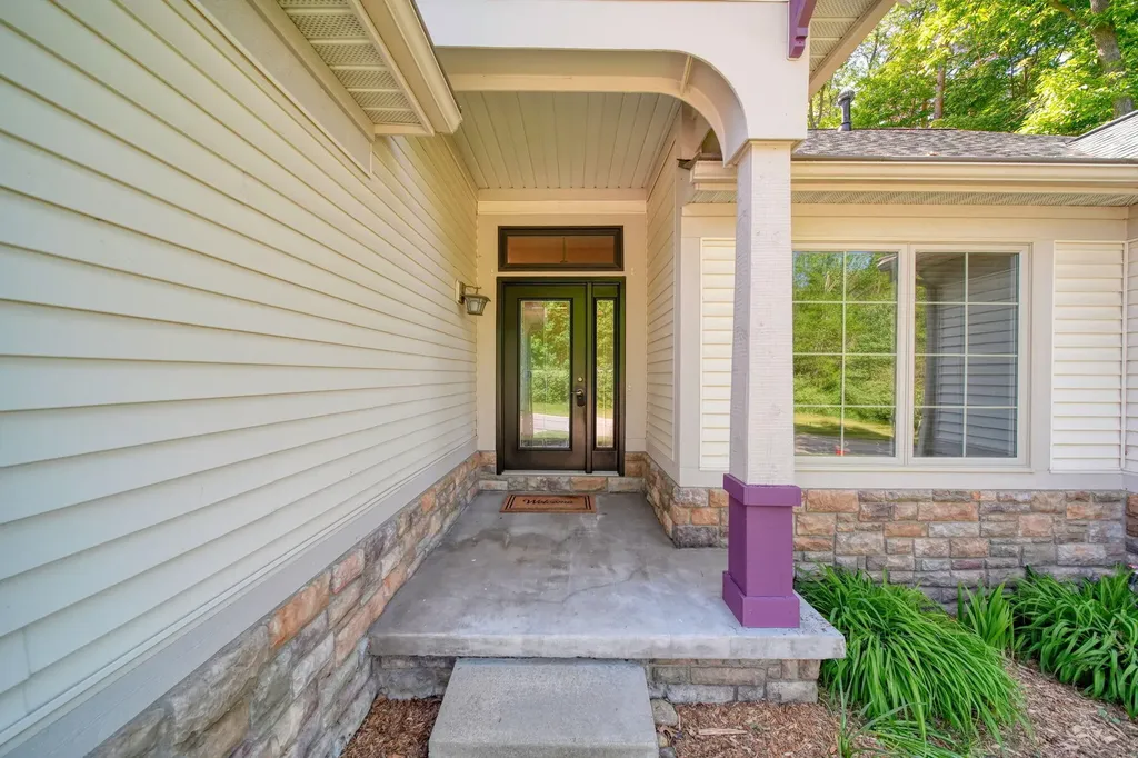 712 Glen Oak Drive Unknown City MI 48158