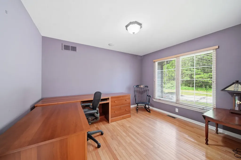 712 Glen Oak Drive Unknown City MI 48158