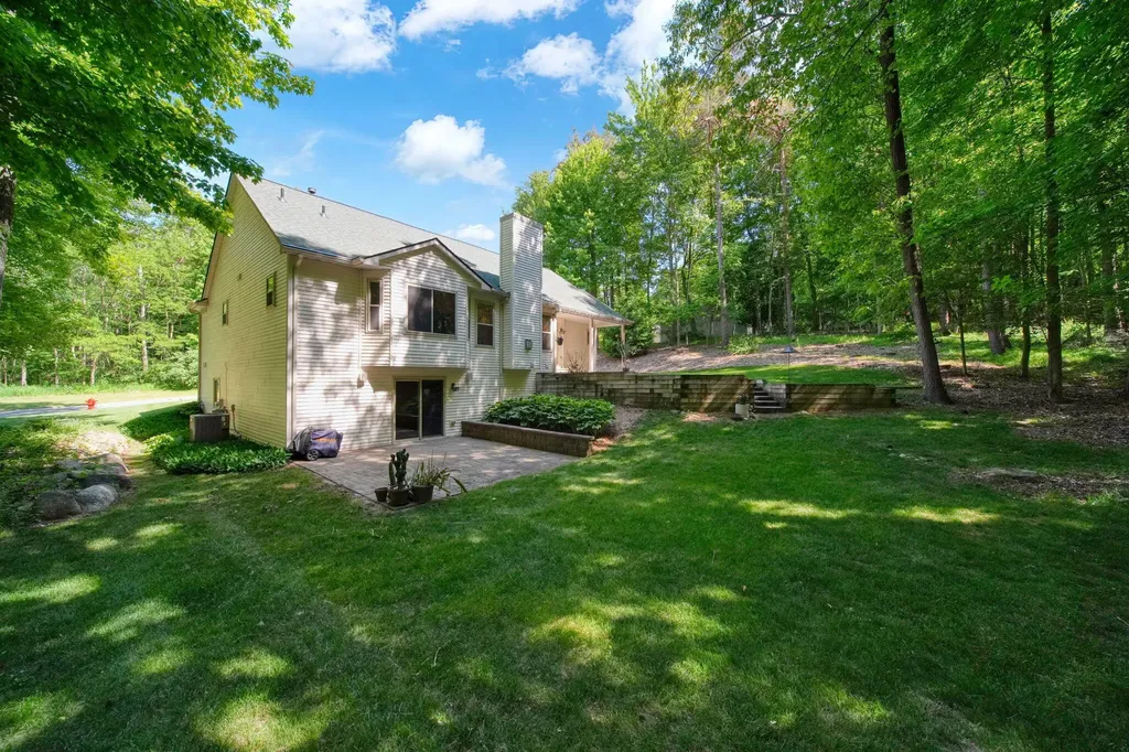 712 Glen Oak Drive Unknown City MI 48158